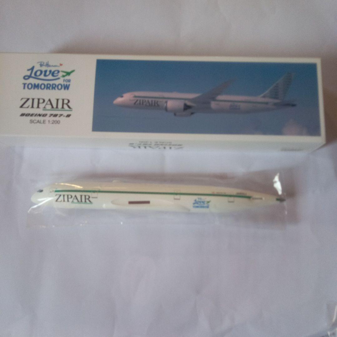 新品：未開封)ZIPAIR ボーイング787-8 TOMORROW - メルカリ