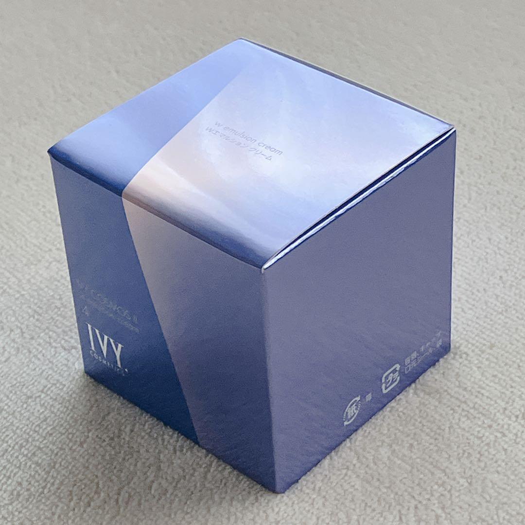 《新品》IVY COSMOS II w エマルジョンクリーム 3箱