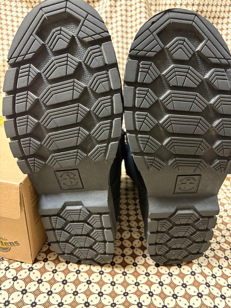 ドクターマーチンAir Wait 1460 Trinity 黒 UK8