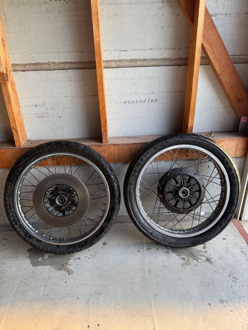 GS400 純正スポークホイール フロントダブル GS400 純正フロントホイール ダブル - メルカリ