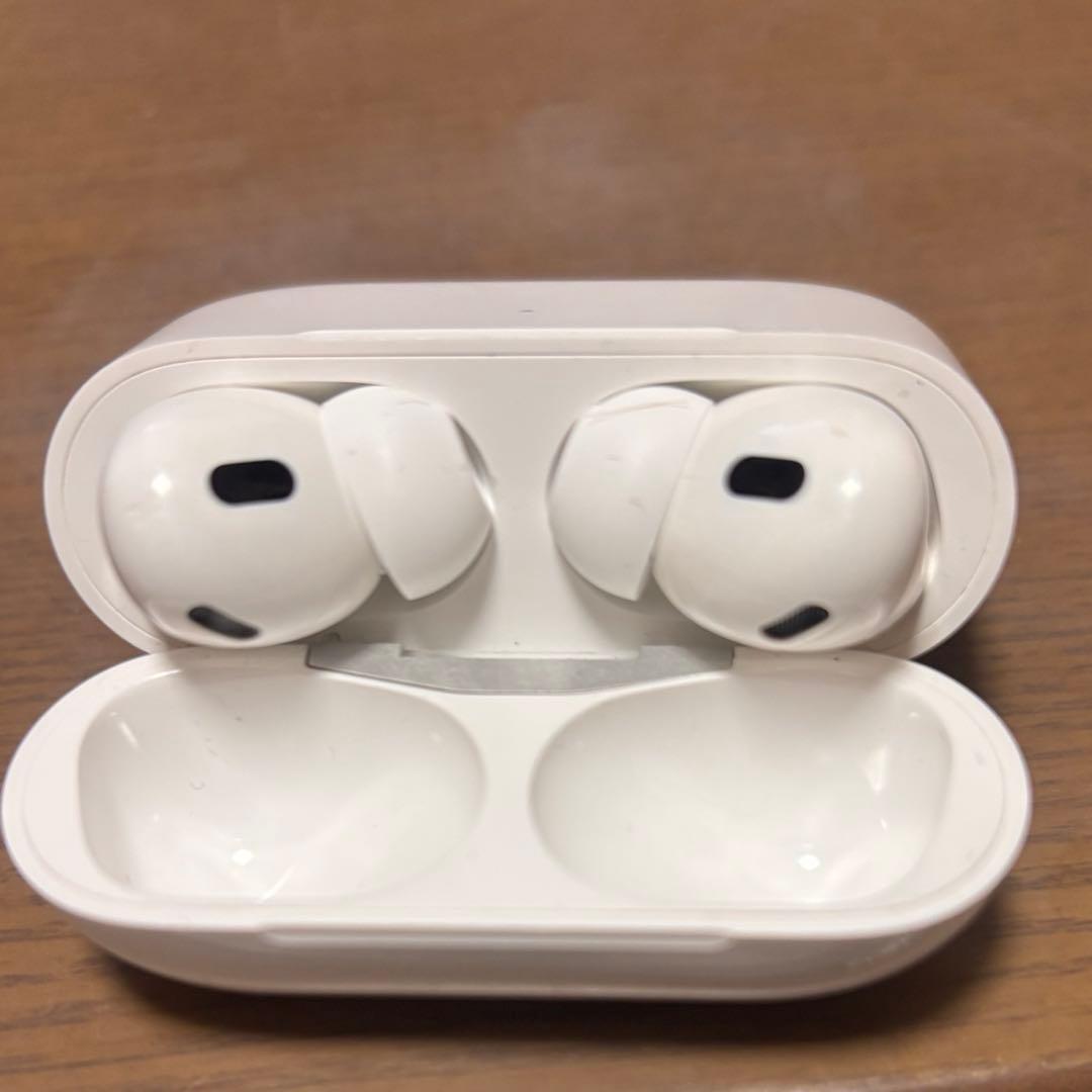 AirPods Pro第二世代 本体 ジャンク - メルカリ