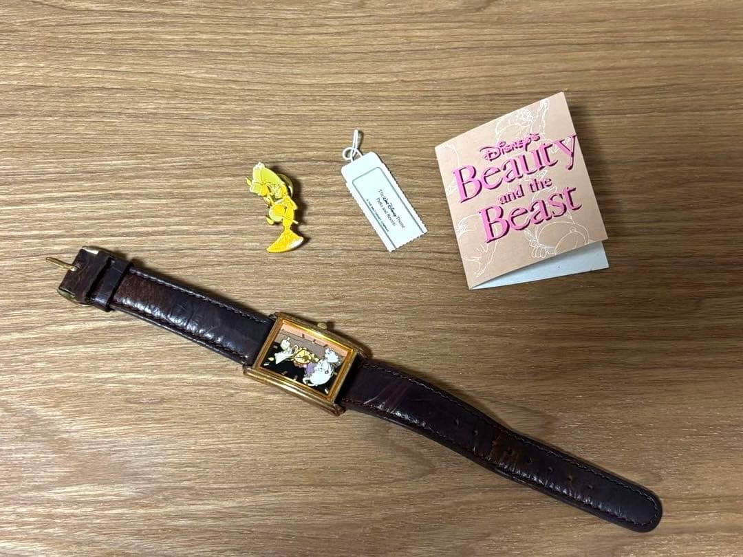 コレクター必見！】限定5000本！美女と野獣の缶BOX入り腕時計(オマケ付)