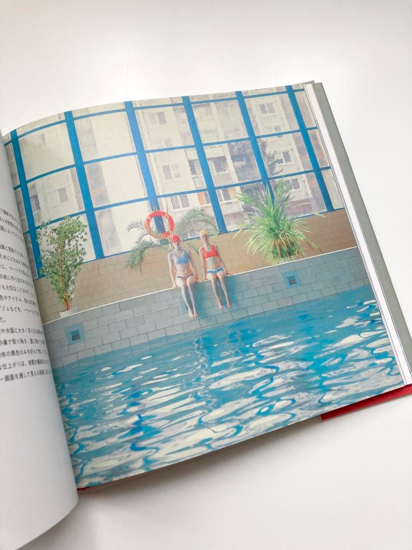 Maria Svarbova 「 Swimming Pool 」東欧プール写真集 - メルカリ