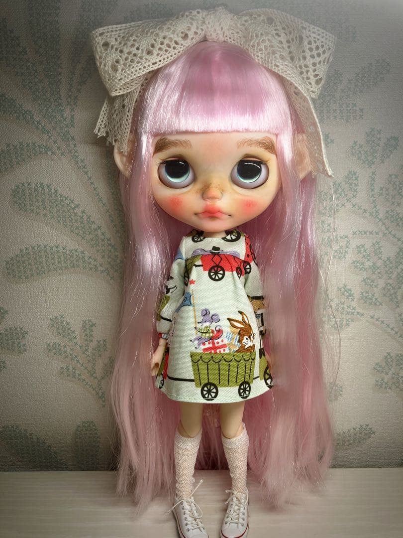 アウトフィット付きカスタムアイシードール《送料無料》 - メルカリ