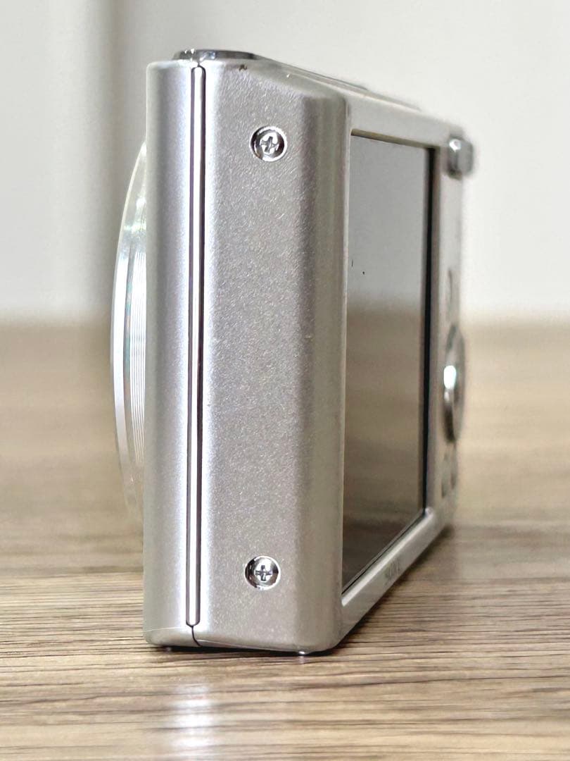 デジタルカメラ SONY Cyber-shot DSC-W830 20.1MP