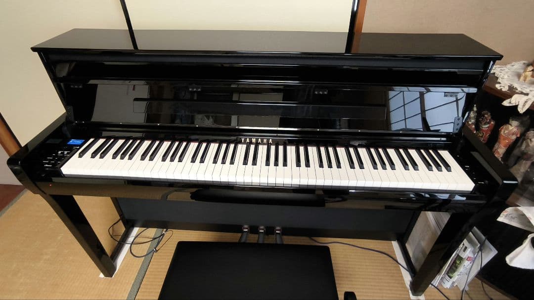 美品】Clavinova CLP-685PE（黒鏡面艶出し 高級電子ピアノ） - メルカリ
