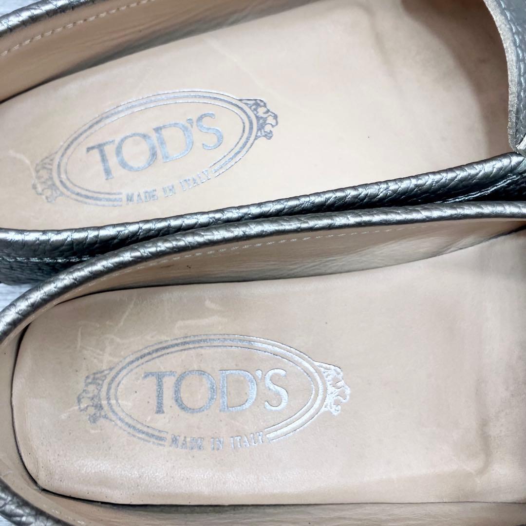 622【人気】TOD'Sドライビングシューズ ゴールド 系36.5 約23.5