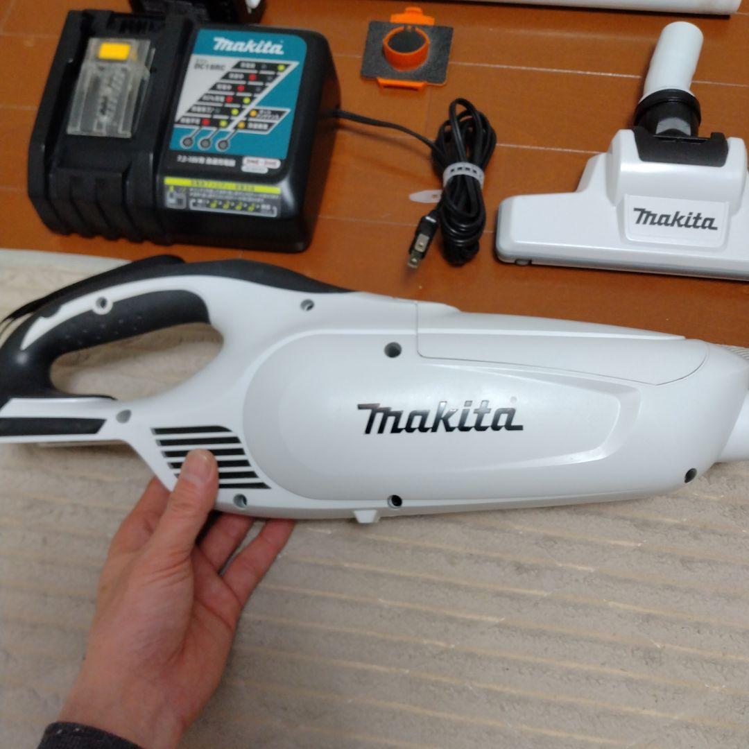 マキタ スティッククリーナー 本体 バッテリー 充電器 スタンド付き 14.4V