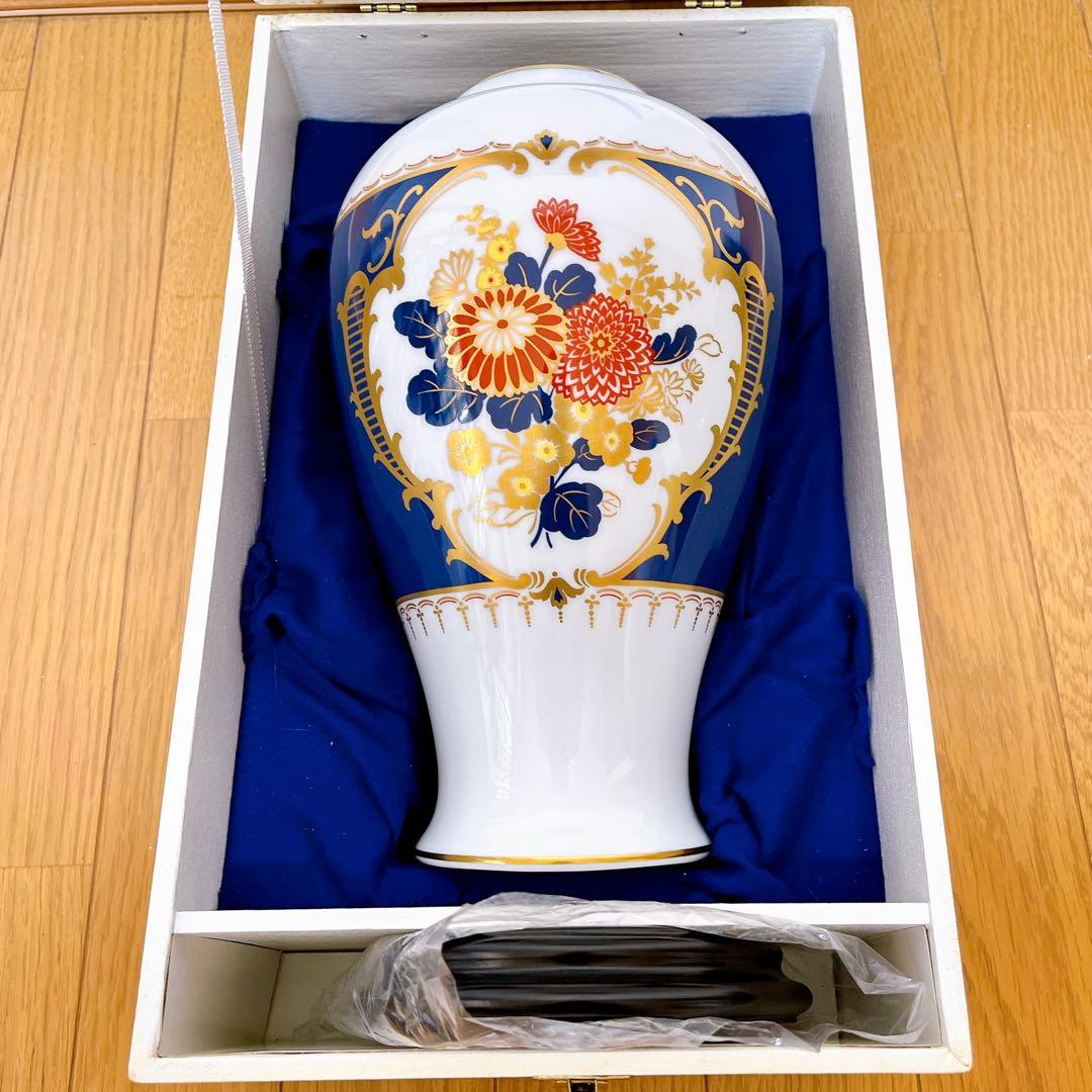 大倉陶園 即位御大禮記念 傑作品 深青地 窓絵菊花模様花瓶 限定版