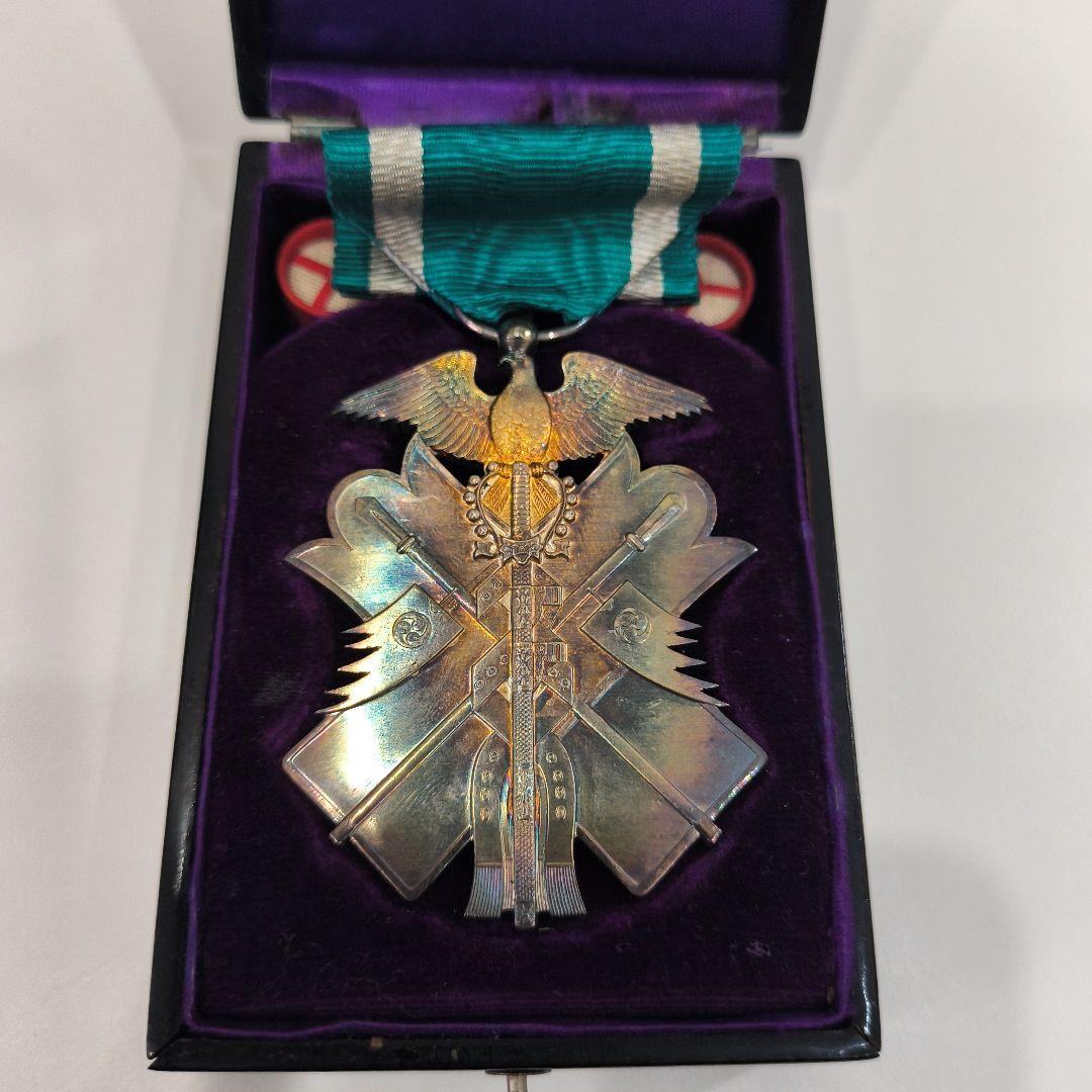 功七級金鴉章 勲章 メダル 略章 日本 - メルカリ