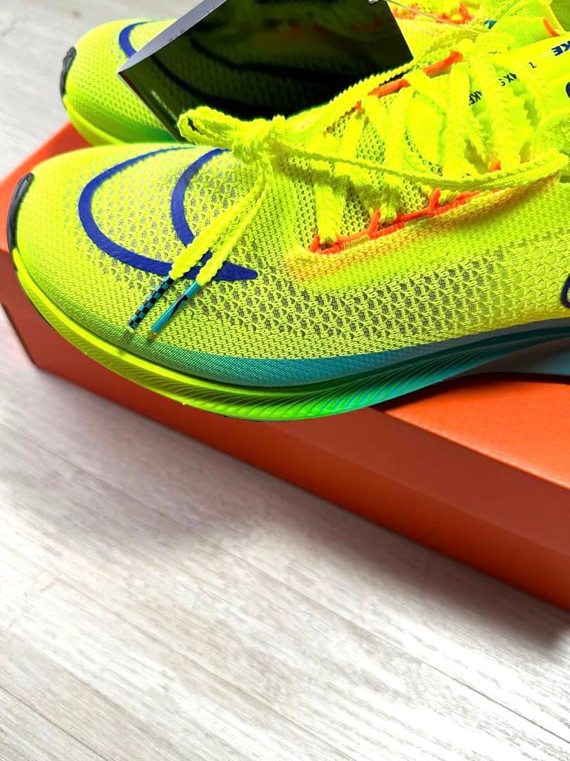 新品未使用　ナイキストリークフライ　25.0cm【匿名配送】