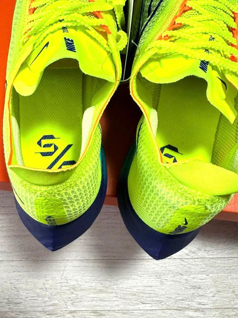 新品未使用　ナイキストリークフライ　25.0cm【匿名配送】