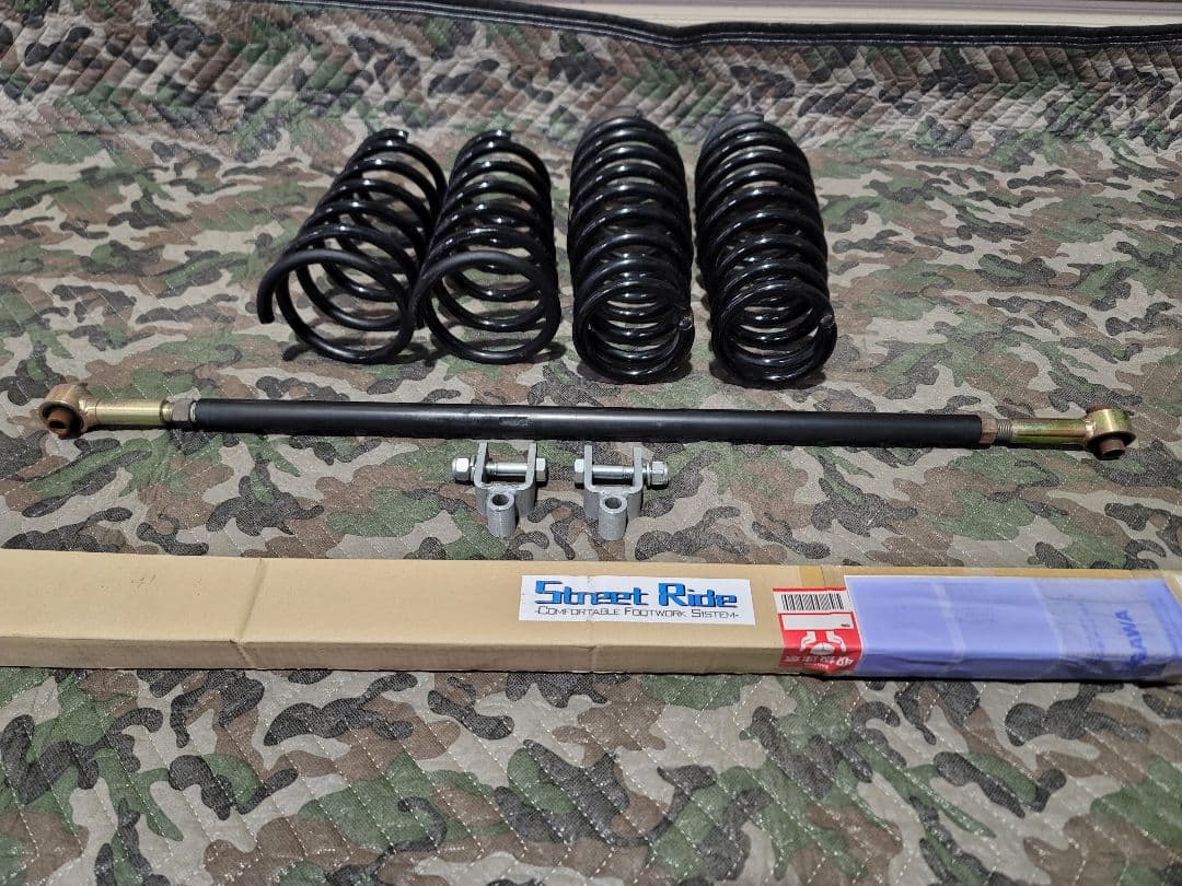 へ*こ様 岐阜発シーエルリンクエブリイ　DA64　35mmUPコイル　ラテラルロ 楽天市場】エブリイ DA64V 35mm リフトアップ キット コイル