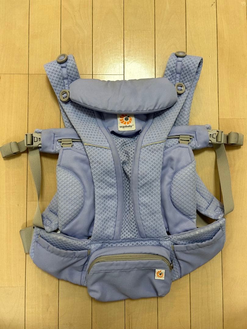 エルゴ　オムニブリーズ　OMNI BREEZE ブルーラベンダー　抱っこ紐 Amazon.co.jp: Ergobaby エルゴベビー EBC OMNI Breeze ブルー