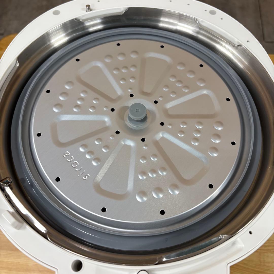 一都三県限定　配送無料　電気圧力鍋　siroca シロカ　2022年製　5.0L