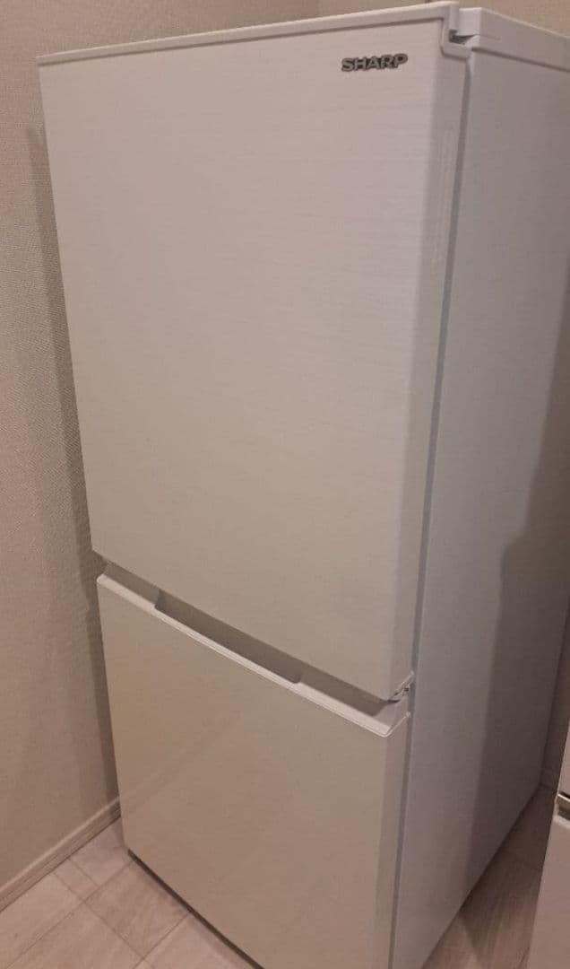 SHARP 冷凍冷蔵庫 SJ-D15G-W ホワイト SJ-D15G-W ボトムフリーザー冷蔵庫 1台 シャープ 【通販モノタロウ】