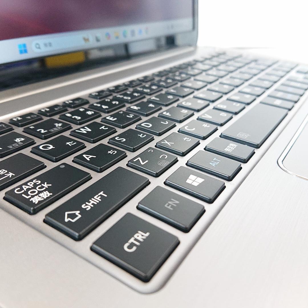 Dynabook KIRA V63/PS第5世代Core i5 [445] - メルカリ