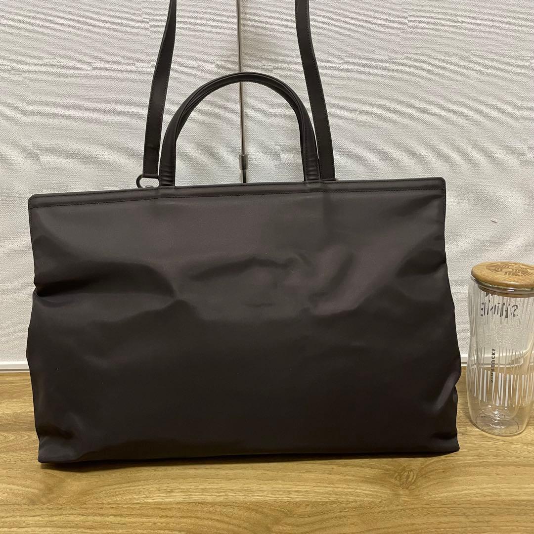 《美品》Ferragamo（フェラガモ）ナイロン×レザー ハンドバッグ ブラウン