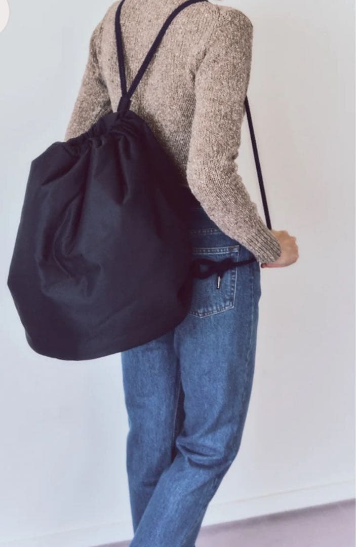 VAKT. B pack BI ショルダーバッグ ネイビー バクト 百々千晴 - メルカリ