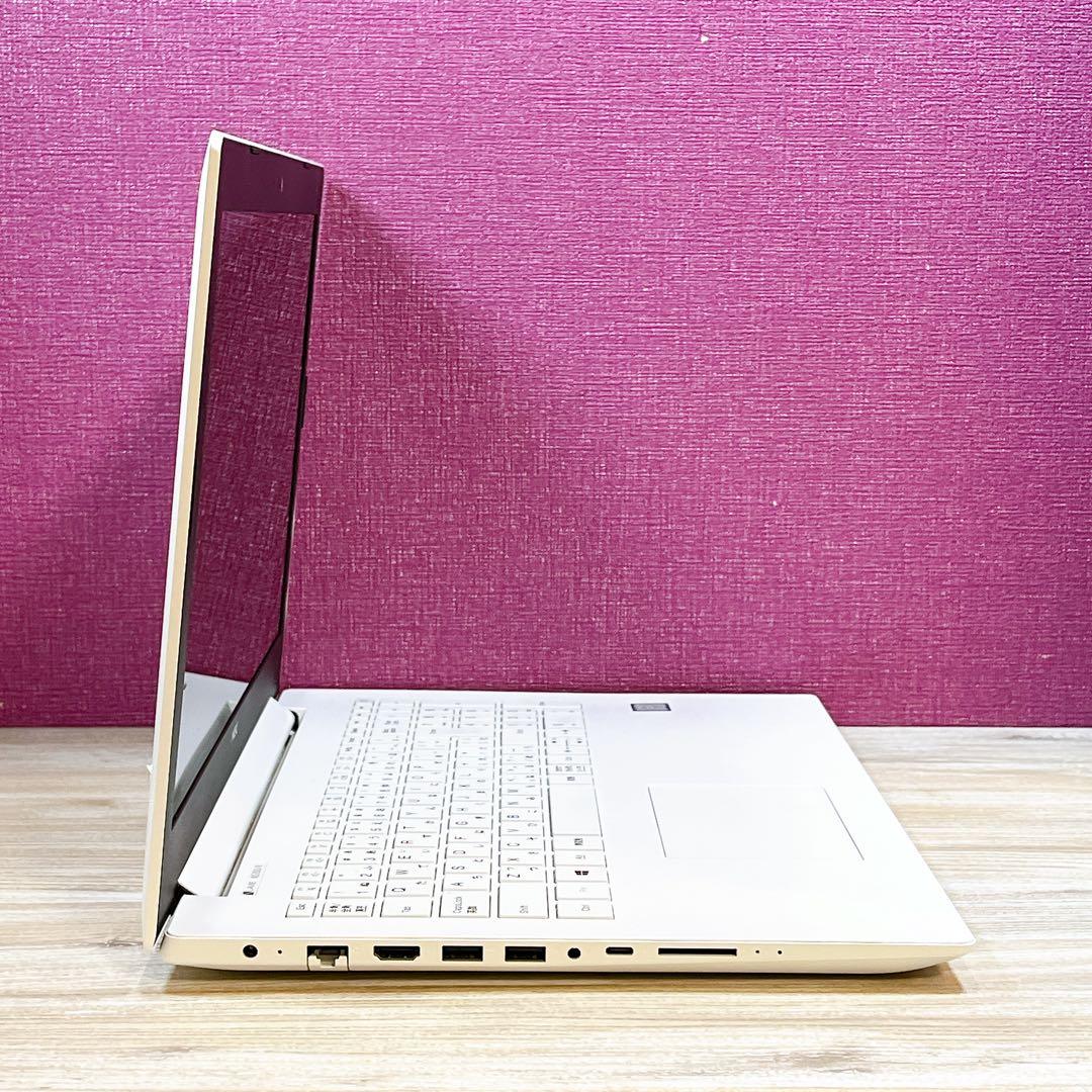 Win11✨Core i3✨メモリ4GB✨DVD✨大画面15.6型✨すぐ使える