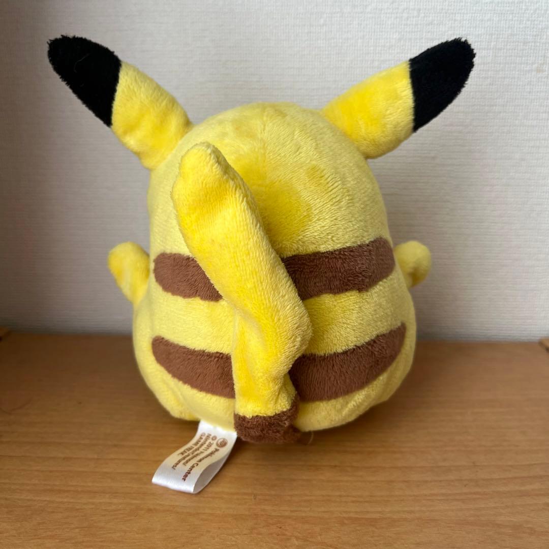 ピカチュウドール ぬいぐるみ - メルカリ