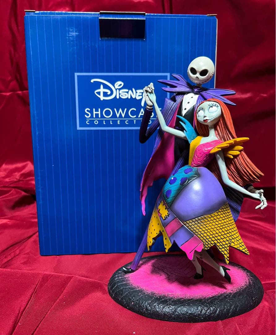 ナイトメアビフォアクリスマス エネスコ ショーケース ジャック サリー