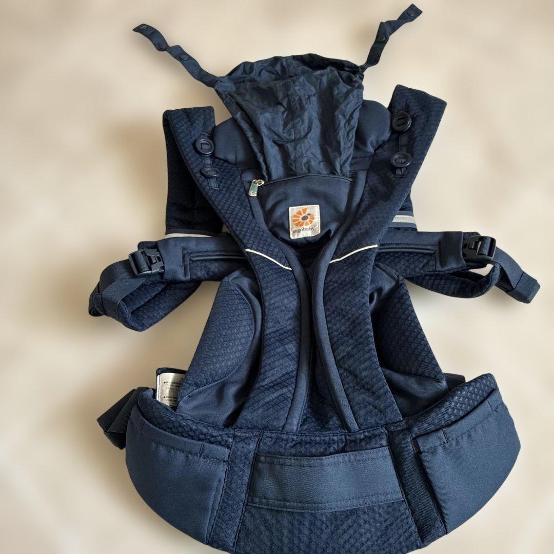 美品 エルゴオムニブリーズ 抱っこ紐 ミッドナイトブルー 取扱説明書