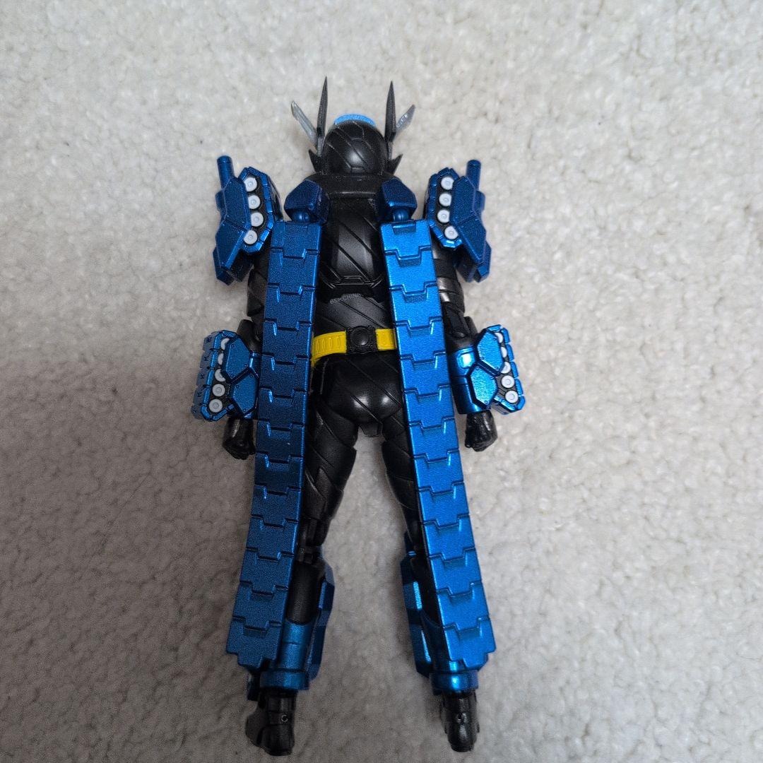 S.H.Figuarts 仮面ライダービルド　タンクタンクフォーム