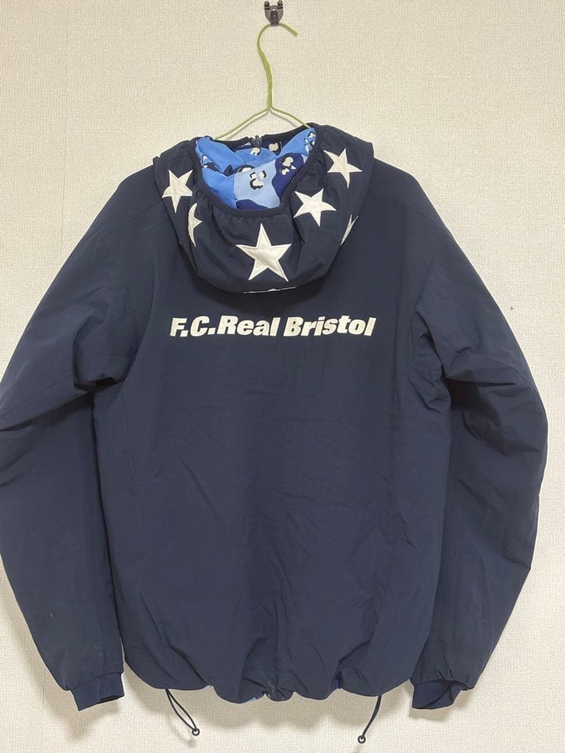 超人気！！F.C.Real Bristol ダウンジャケット ネイビー