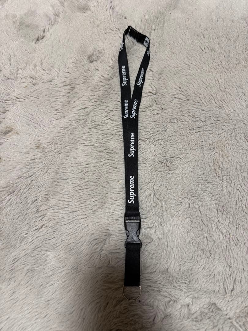 新品 14SS Supreme ランヤードLanyard ボトルオープナー無し - メルカリ