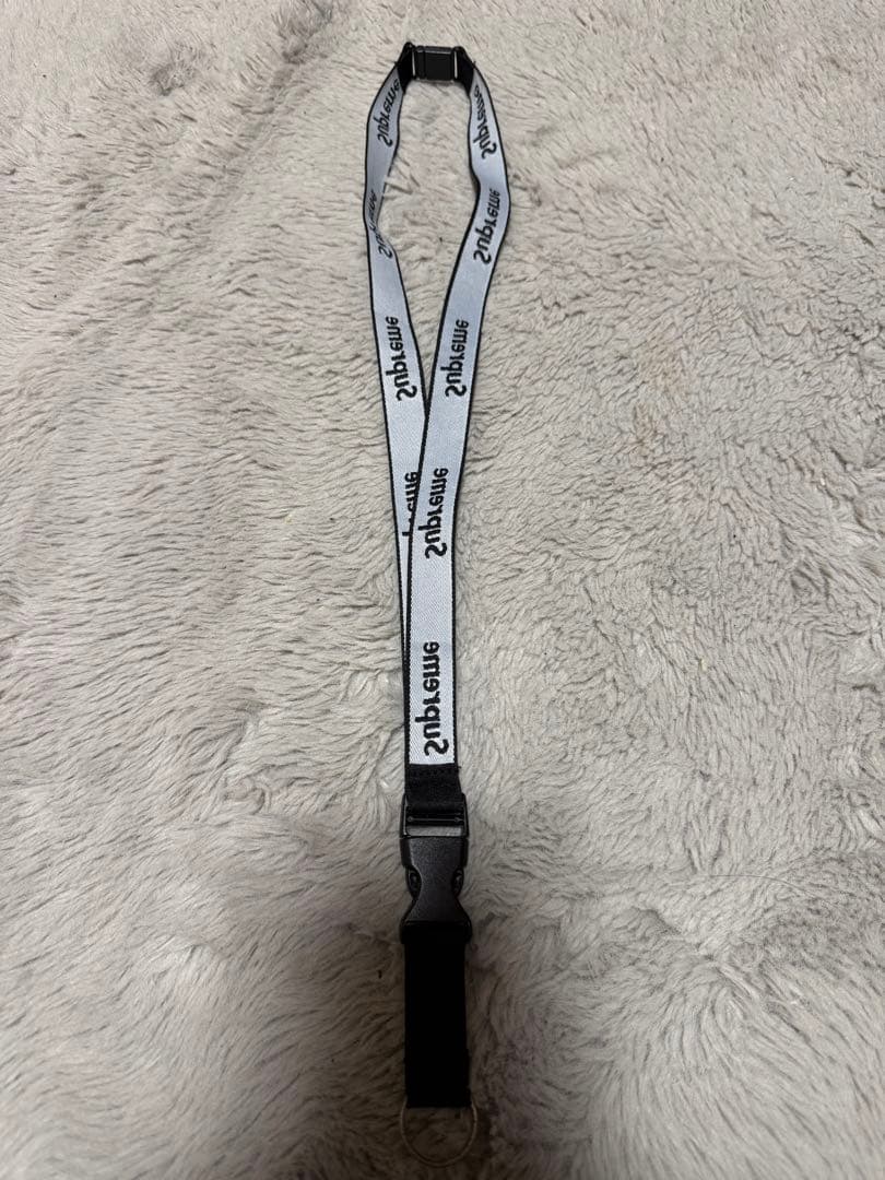 新品 14SS Supreme ランヤードLanyard ボトルオープナー無し - メルカリ