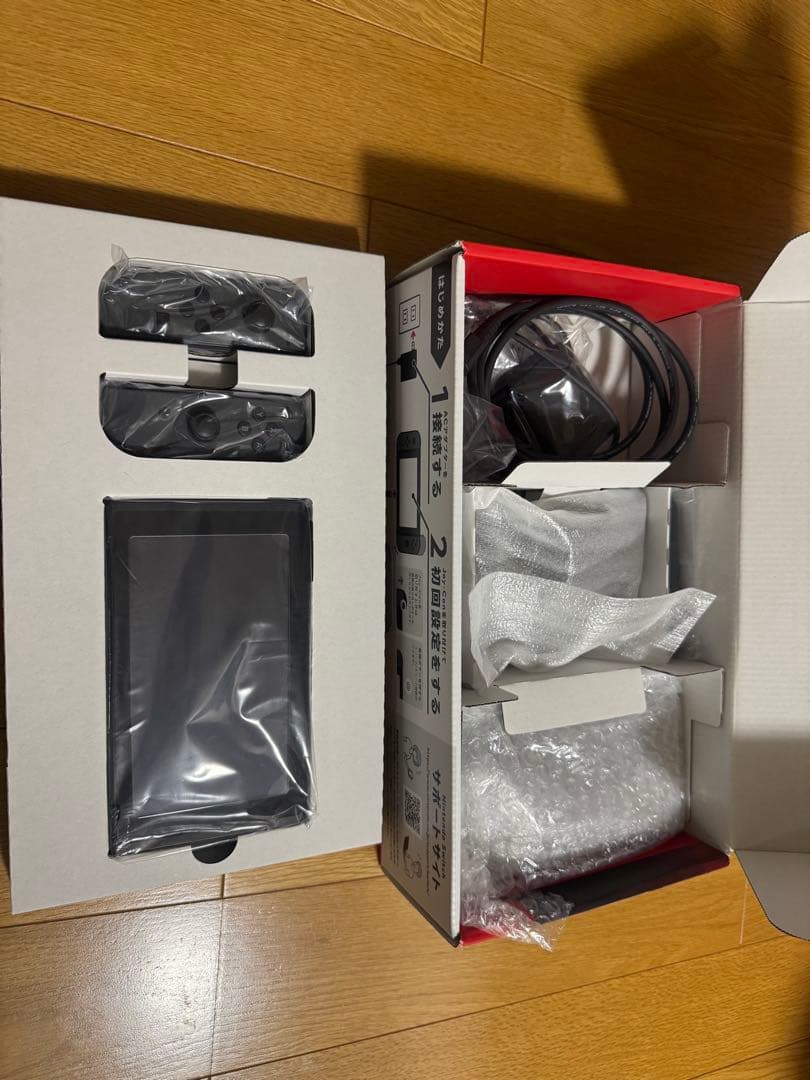 Nintendo Switch 本体 グレー ACアダプター付きジャンク品 Nintendo Switch 本体 ジャンク品 ACアダプター付き - メルカリ