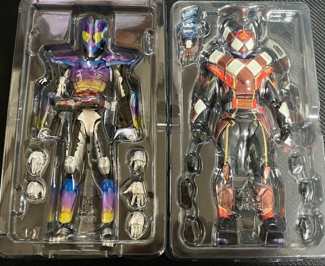 S.H.Figuarts 仮面ライダー ガヴ ヴァレン 2体セット　まとめ売り