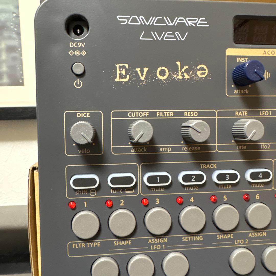 ほぼ未使用】 SONICWARE LIVEN Evoke シンセサイザー