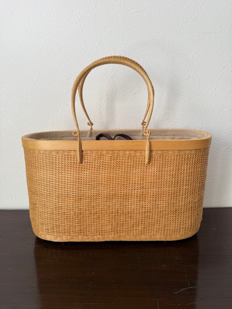プラニー工房　高級籠バック（少し大きめ） G-1986】プラニー工房製 竹籠バッグ 巾着型 茶色（新品） - 銀座きもの