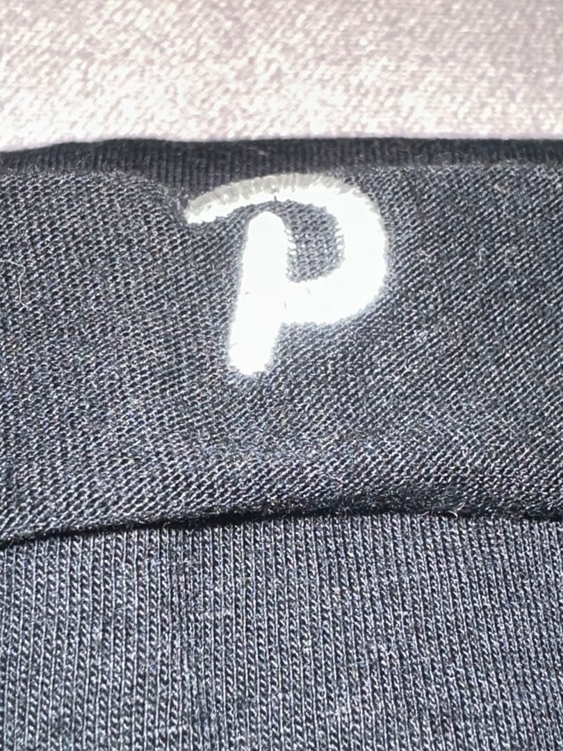 店頭ペコちゃんの貴重イニシャル入り『p』靴下❣️ - メルカリ