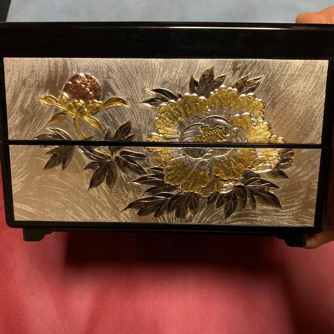 L*e様 高級重箱 彫金二段重 家宝 品質保証書付き