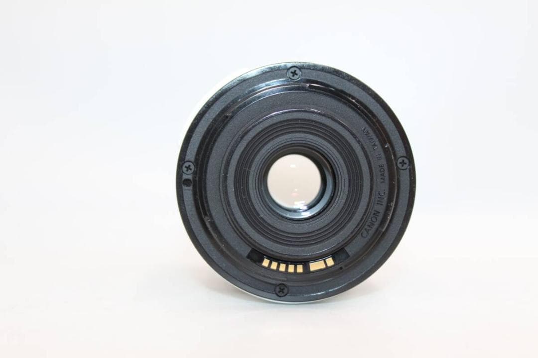 希少 ホワイト Canon EF 18-55mm F3.5-5.6 IS STM