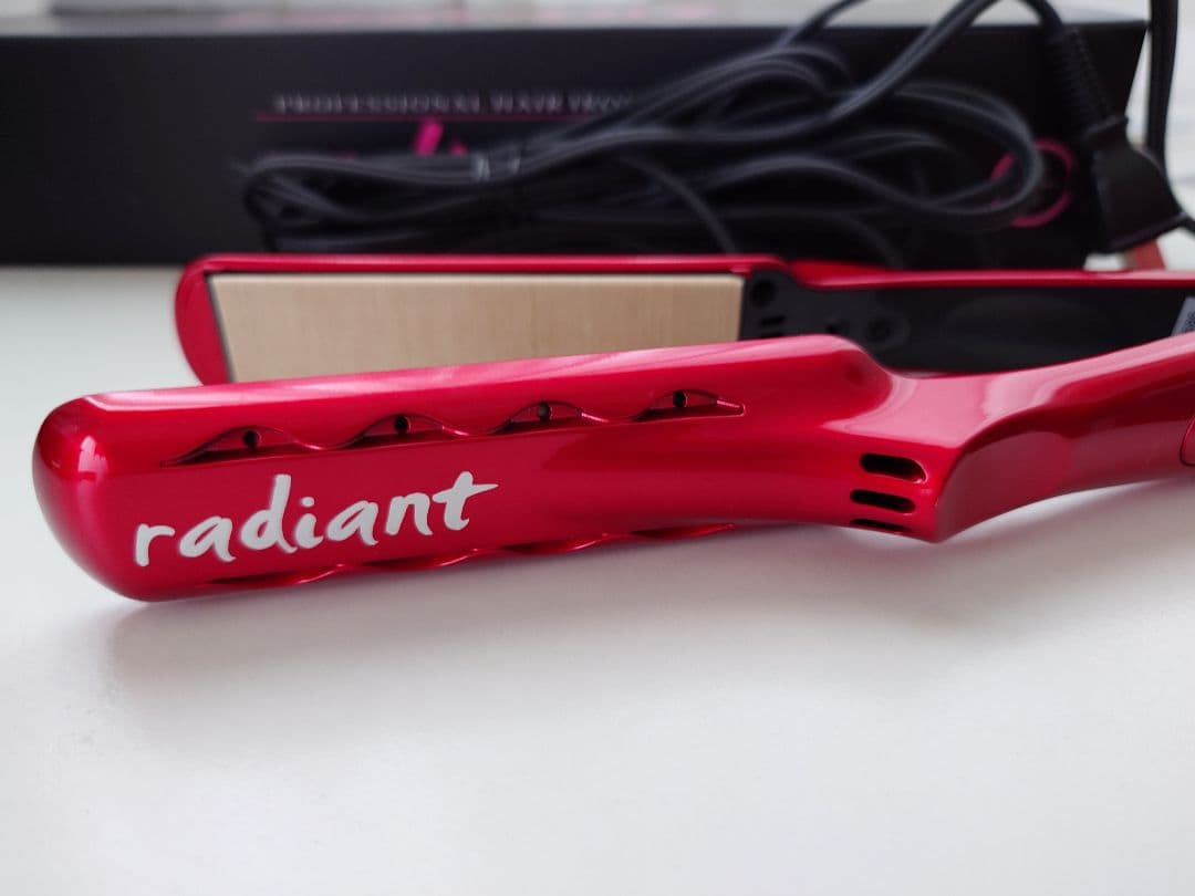 radiant ストレートヘアアイロン 赤　正規品 radiant（ラディアント） 【国内正規品】ラディアント シルク プレート