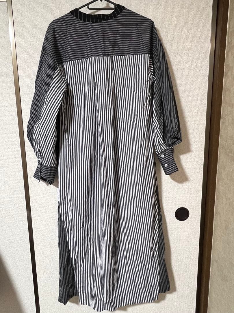 UN3D ダブルトライアングルタックシャツワンピース - メルカリ