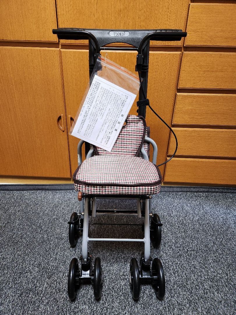 新品!TakaoF 折りたたみ式シルバーカー チェック柄 Tacaof シルバーカー シルバーカーに見えない おしゃれ 歩行器 高齢者