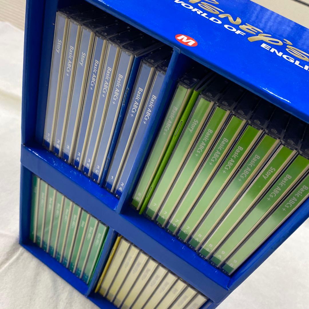 Disney World of English CDセット 36枚➖1枚 - メルカリ