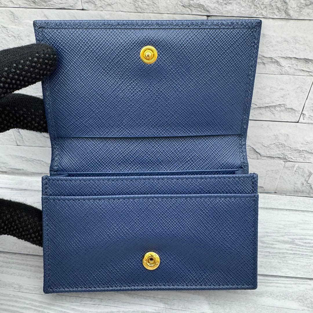 美品】PRADA サフィアーノレザー 名刺入れ リボン ネイビー - メルカリ
