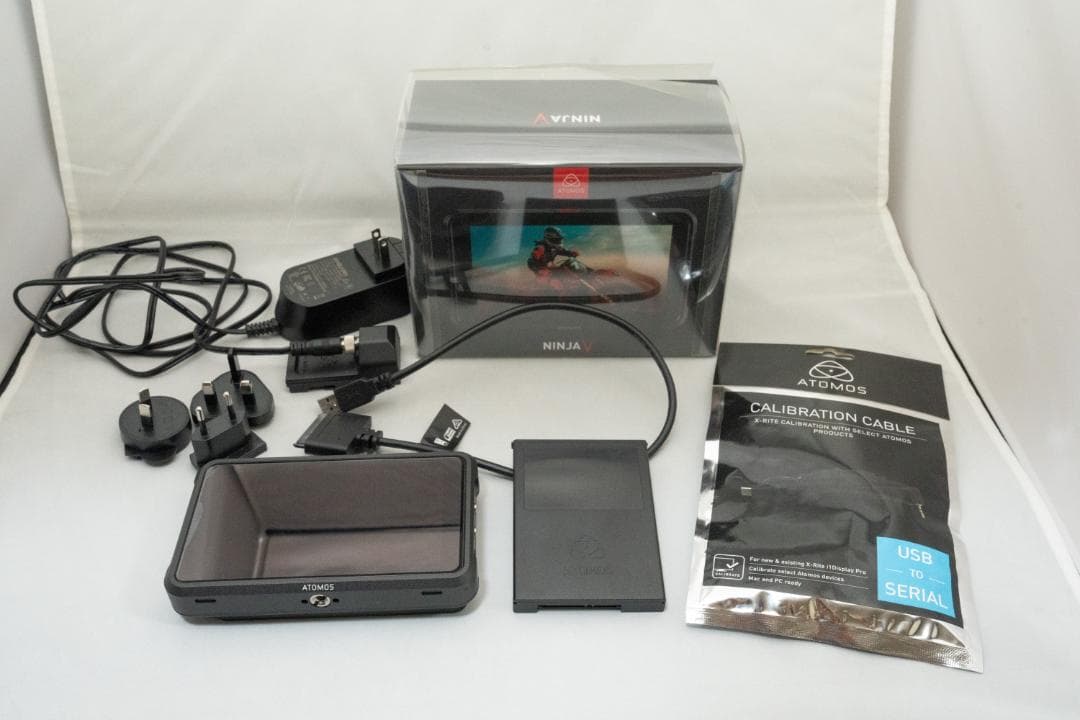 Atomos Ninja V 各種ケーブル付き ATOMOS – アトモス