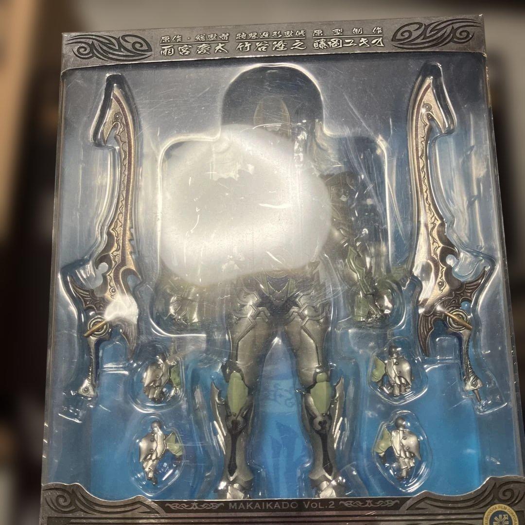 牙狼 GARO 魔戒可動 新&旧 絶狼 ギンガ 3点セット - メルカリ