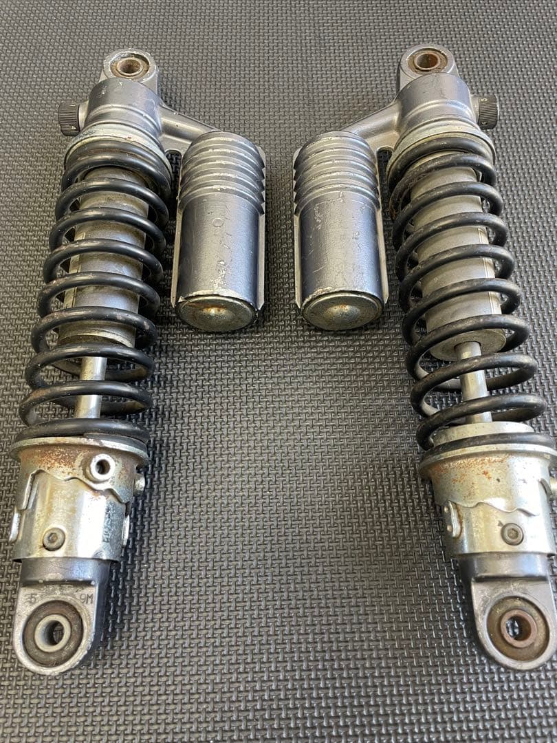 ゼファー400 純正 リヤサス 当時物 絶版 希少 リアショック