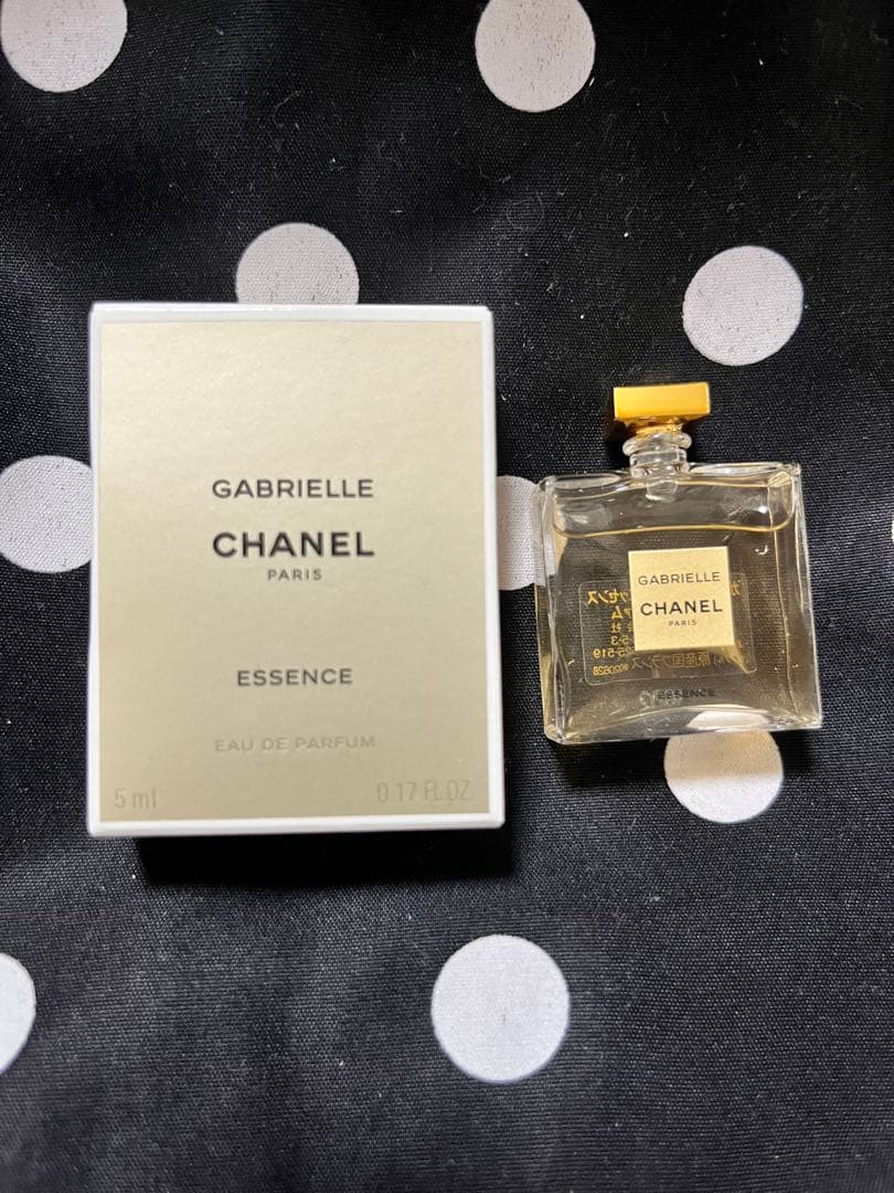 CHANEL GABRIELLE ESSENCE 5ml - メルカリ
