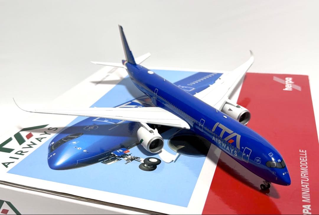 herpa 1/200 A350-900 ITA AIRWAYS - メルカリ