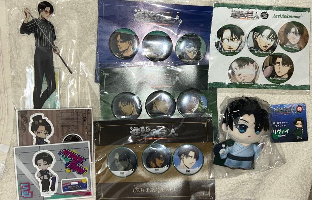 進撃の巨人 リヴァイ 缶バッジ アクリルスタンド 縁日 ぬいぐるみ