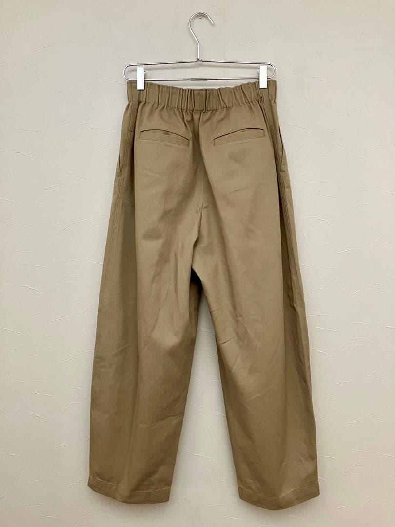 green label relaxing ハイツイストチノ カーブパンツ38の通販｜www